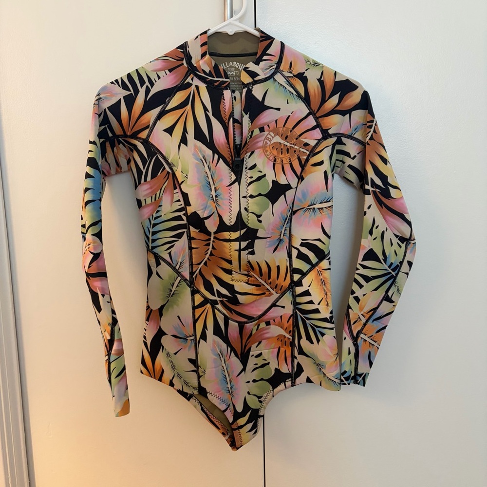 Billabong Floral Logo Rash Guard Wetsuit in Black, Orange, Pink, Blue, Green
